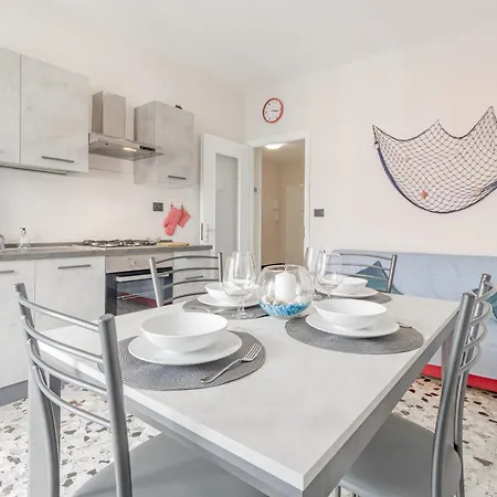 H11 Ai Castelletti Mare - Parcheggio Apartment