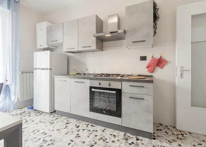 H11 Ai Castelletti Mare - Parcheggio Arma di Taggia