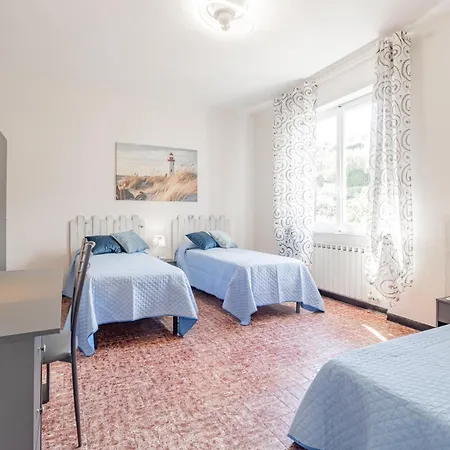 H11 Ai Castelletti Mare - Parcheggio Daire *